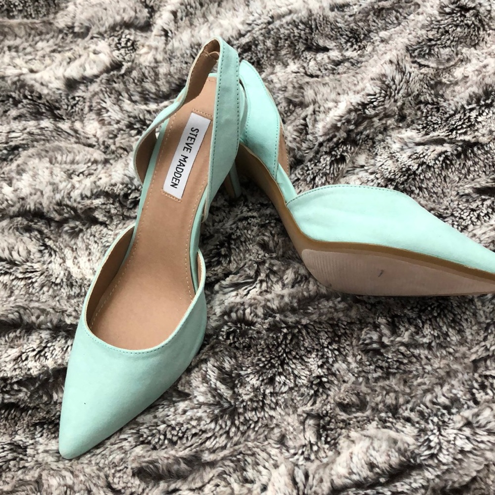 Brand New Steve Madden Heels sage green/mint